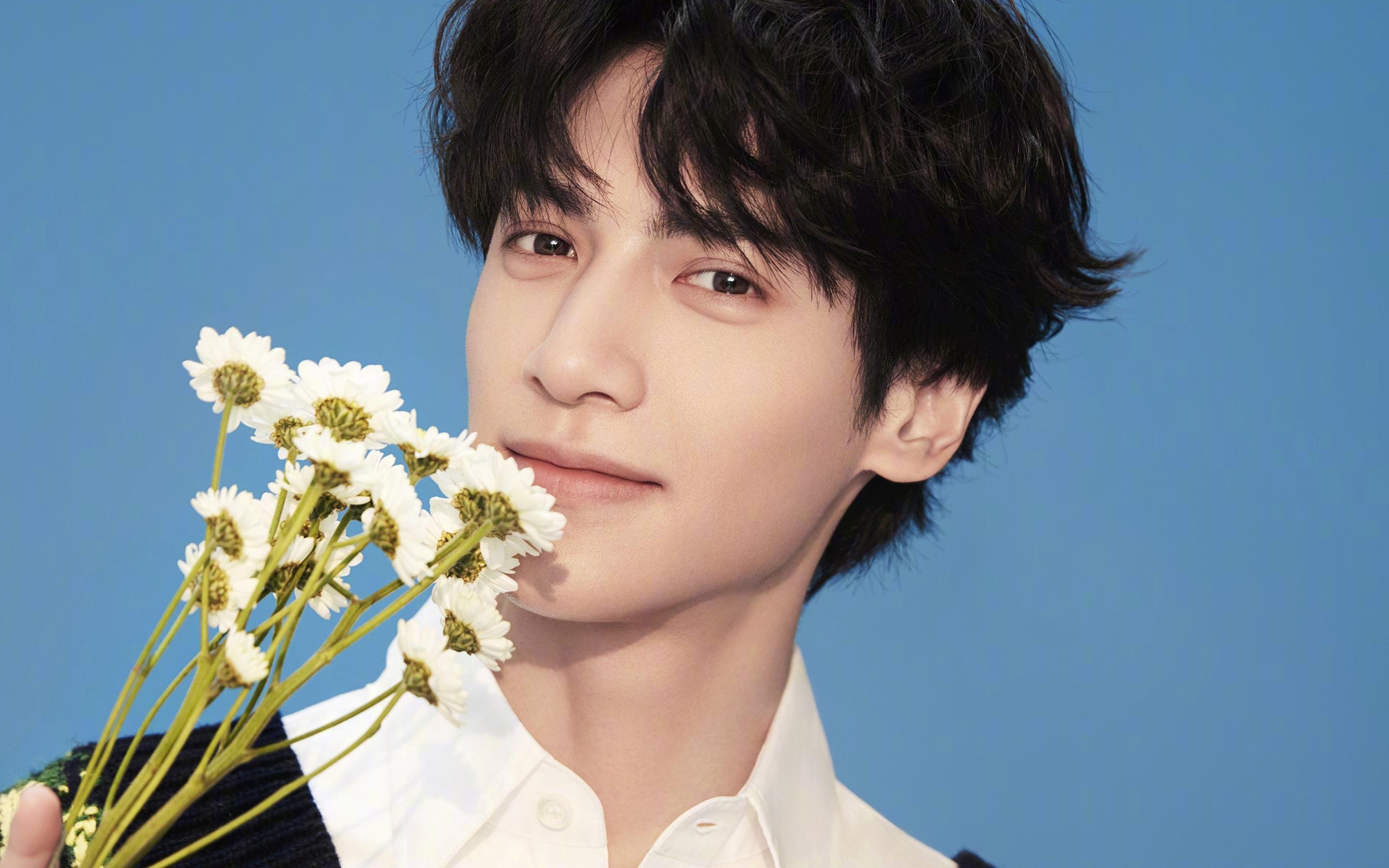 爱游戏APP-新王当立！沙特青年军掀翻北欧巨人，巴黎周期格局一夜颠覆