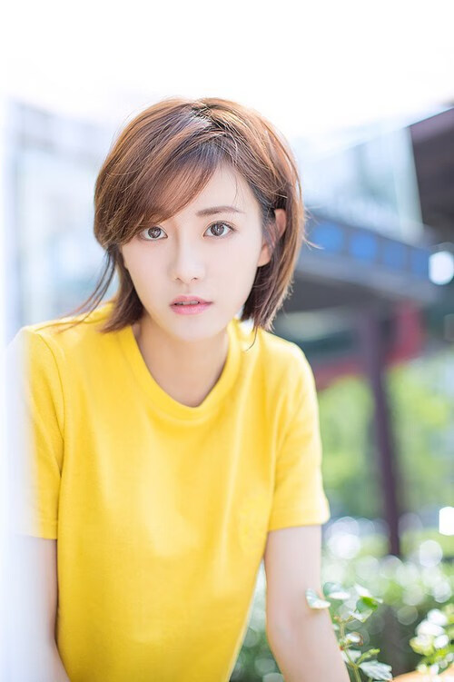 门神库尔图瓦惊天爆发,莱比锡红牛血拼秘鲁锋线