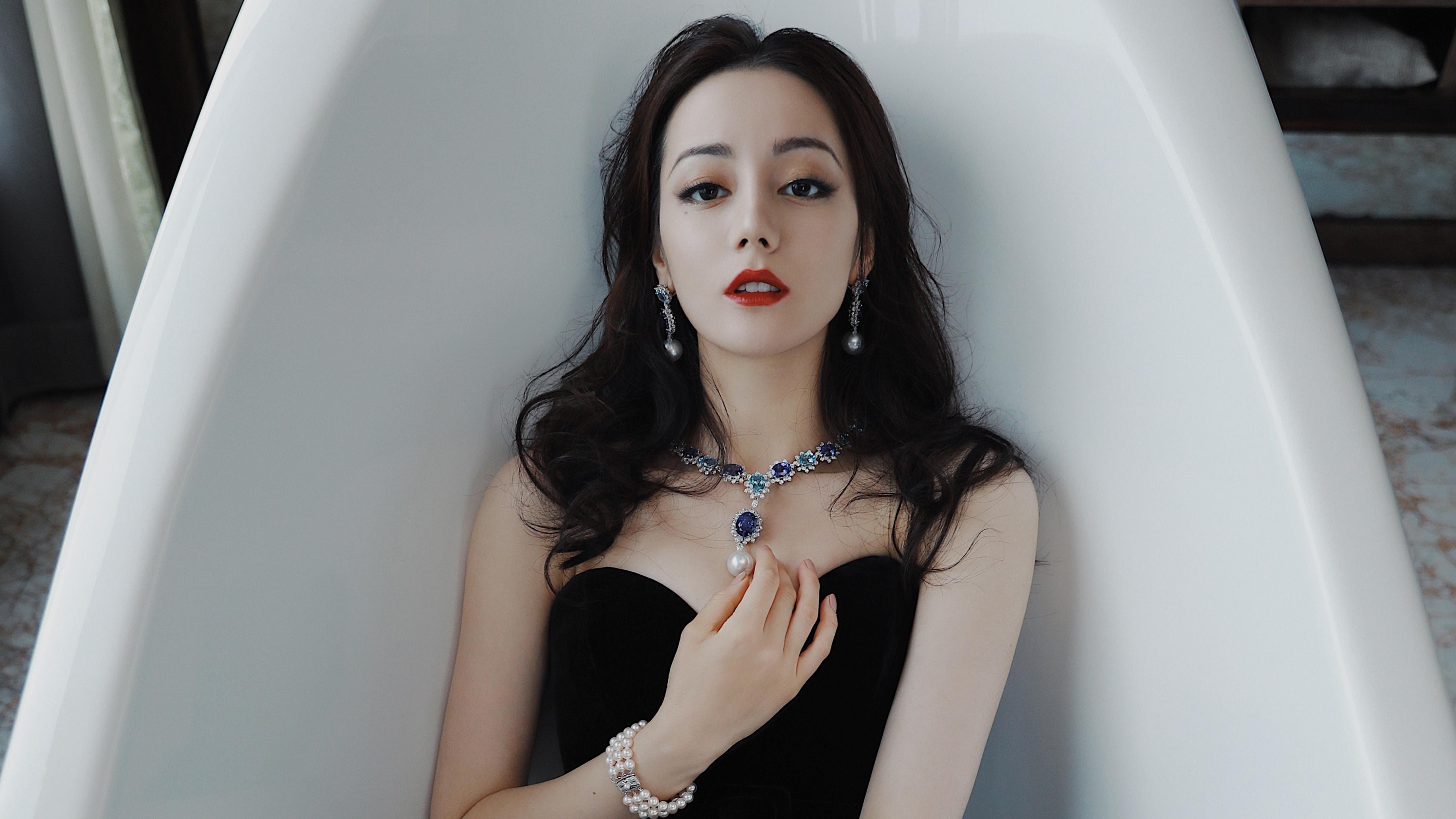 迦太基之鹰啄碎北美雄鹰—莱万铁骑踏平沙漠，2026出线战突尼斯爆冷封神